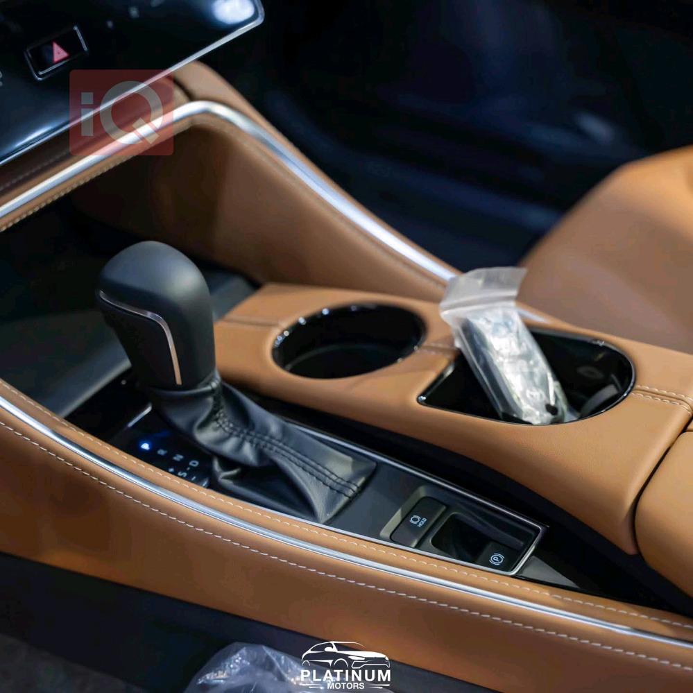 تويوتا أفالون